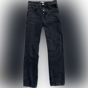 ZARA Mid-Rise Straight Leg Jeans. SIZE 2. Washed Black Color.